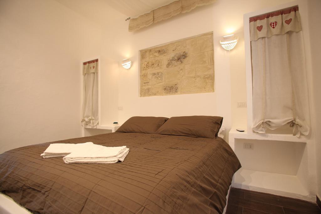 Rifugio Degli Svevi Bed & Breakfast Бари Стая снимка